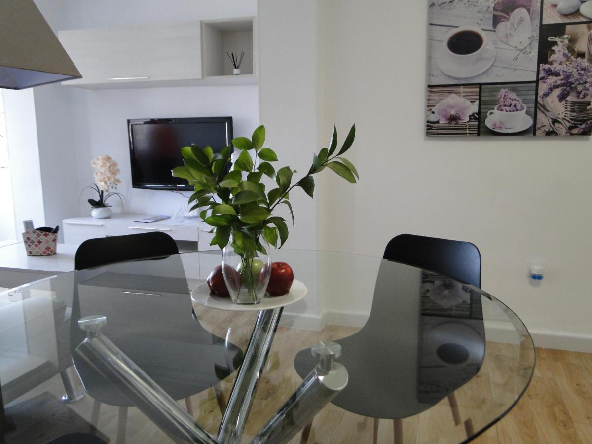 Apartamento Con Vistas A La Catedral A 15 Minutos Del Centro Málaga Eksteriør billede