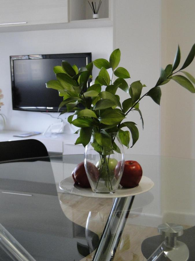 Apartamento Con Vistas A La Catedral A 15 Minutos Del Centro Málaga Eksteriør billede